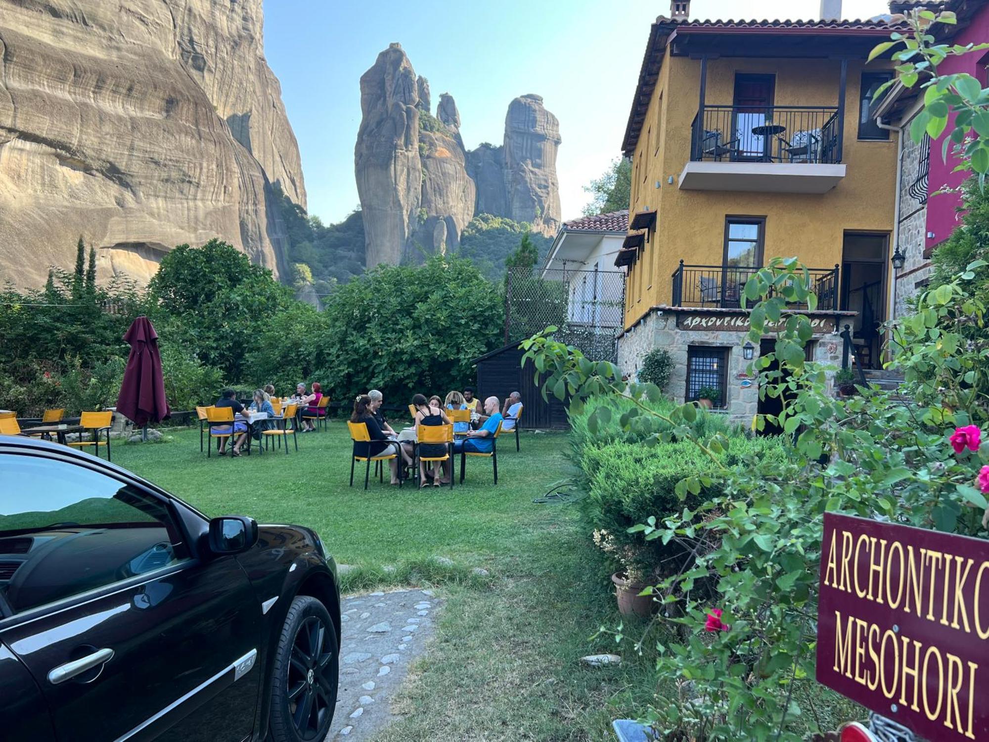 阿奇翁迪克美索霍利套房公寓旅馆 卡兰巴卡 外观 照片